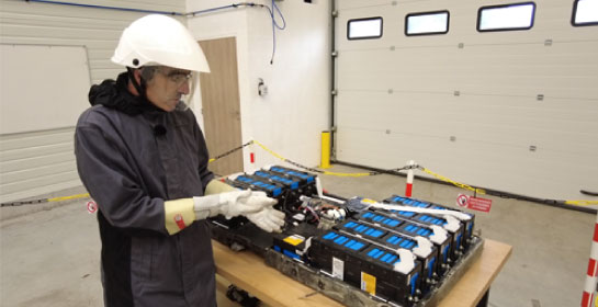 DAF Conseil | B2TL DAF Conseil | Booster de performances propose une formation de 3 jours dédiée aux travaux sous tension (TST) et à l'habilitation B2TL